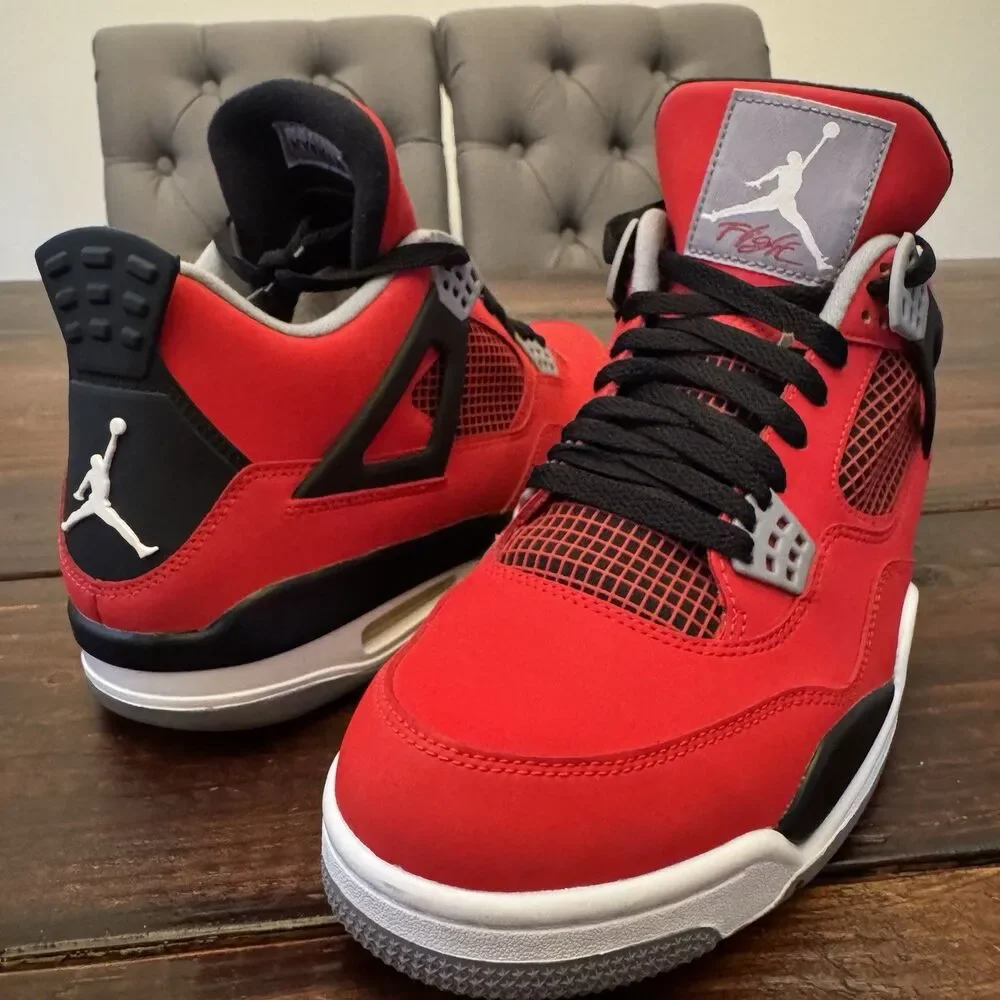 Air Jordan 4 Retro Toro Bravo Shoes